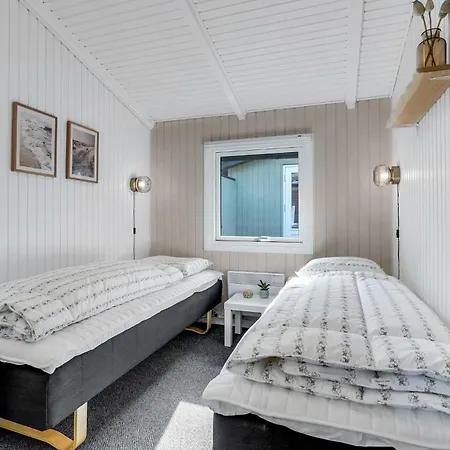3 Bedroom Lovely In Romo Bolilmark